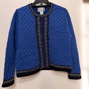 Vintage Tally-Ho 100% Wool Cardigan Sweater in Blue Floral Pattern Size L